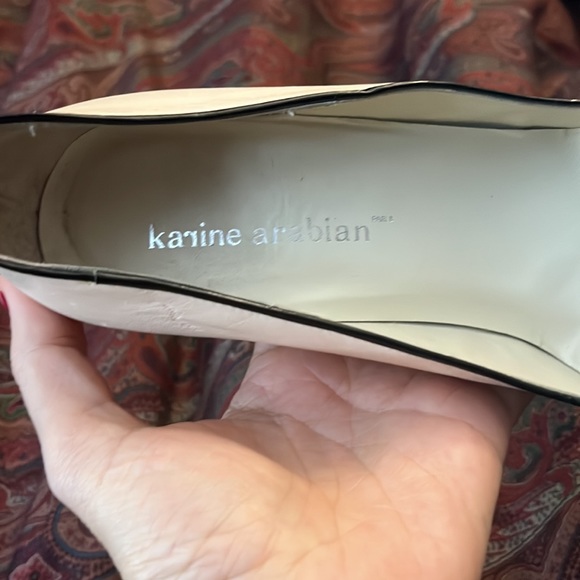 Karine Arabian Paris White leather shoes European 39 US 7 1/2. 3 inch heel - Picture 3 of 8